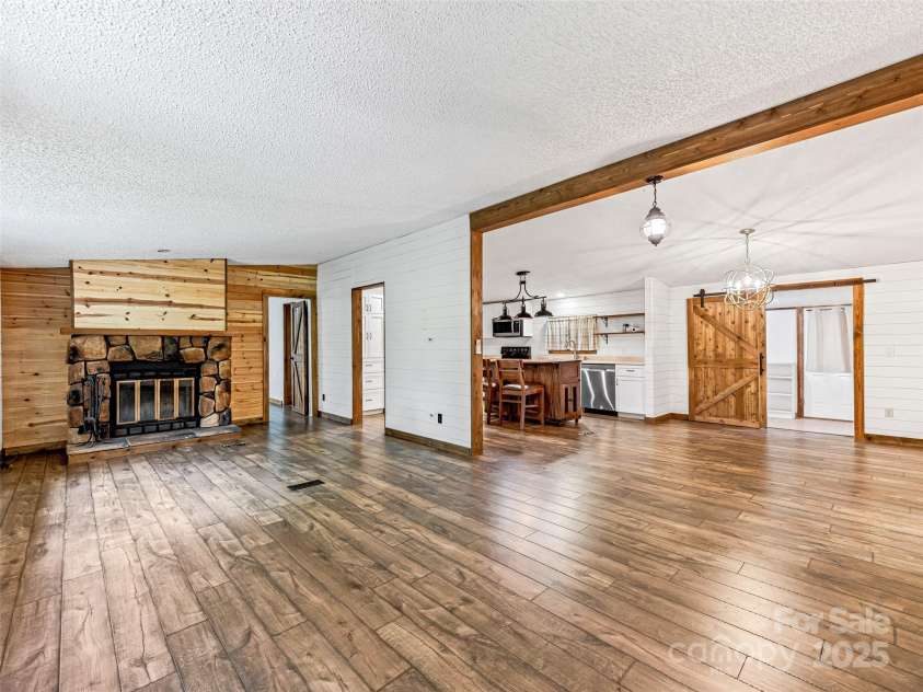 74 Saturn Court, Clyde, NC 28721.  MLS# CAR4259553, YatesRealty ID 13168. 