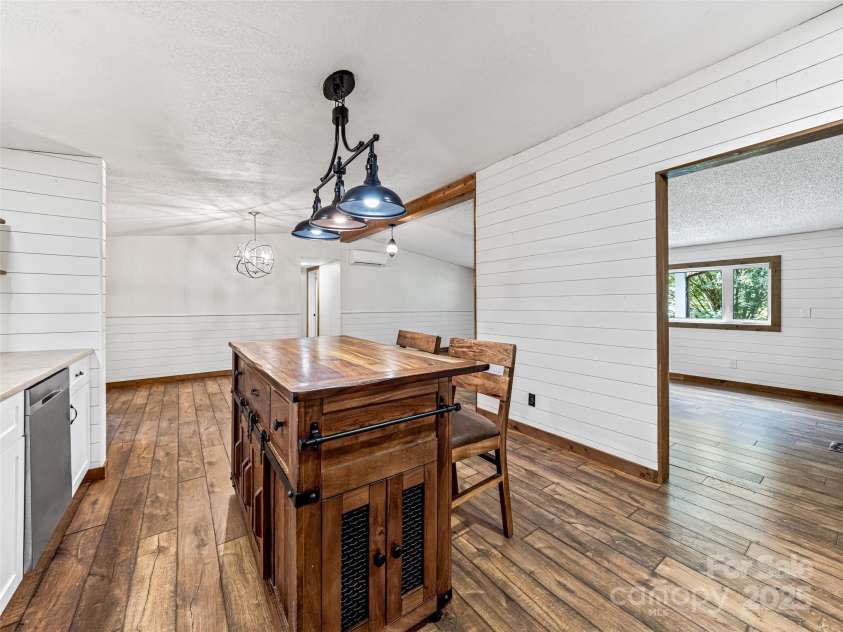 74 Saturn Court, Clyde, NC 28721.  MLS# CAR4259553, YatesRealty ID 13168. 