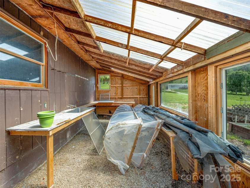 74 Saturn Court, Clyde, NC 28721.  MLS# CAR4259553, YatesRealty ID 13168. 