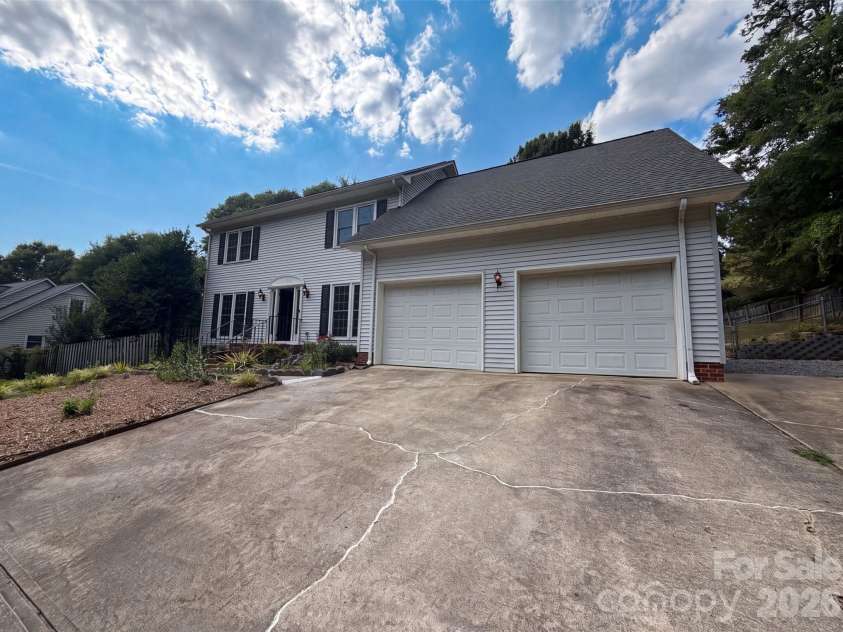 1148 Blossom Terrace, Fort Mill, SC 29715.  MLS# CAR4398533, YatesRealty ID 13169. 