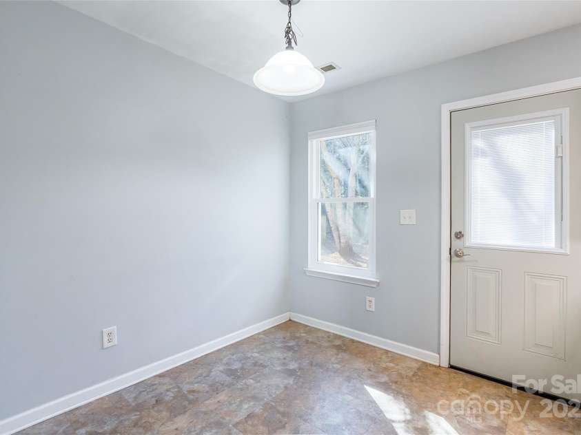 842 Wilcrest Court, York, SC 29745.  MLS# CAR4212436, YatesRealty ID 13169. 