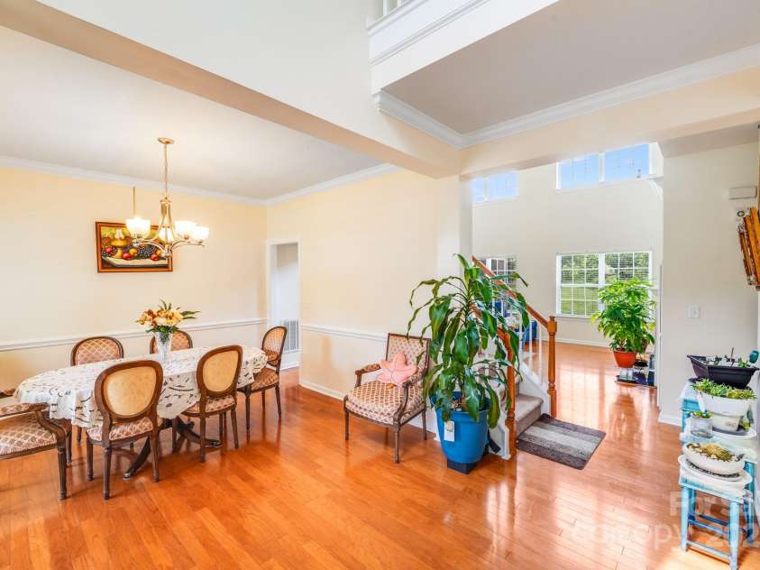 6227 Castlecove Road, Charlotte, NC 28278.  MLS# CAR4255965, YatesRealty ID 13170. 