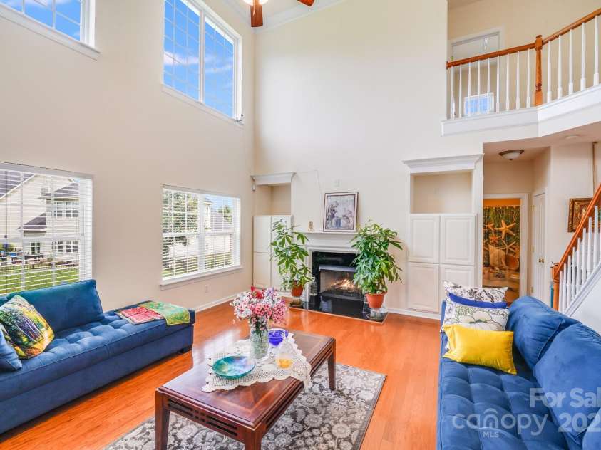 6227 Castlecove Road, Charlotte, NC 28278.  MLS# CAR4255965, YatesRealty ID 13170. 