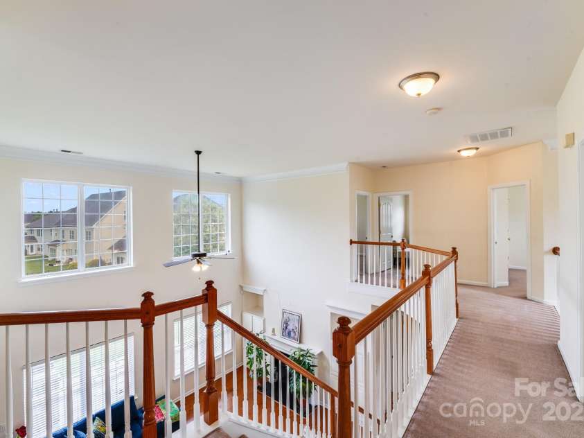 6227 Castlecove Road, Charlotte, NC 28278.  MLS# CAR4255965, YatesRealty ID 13170. 