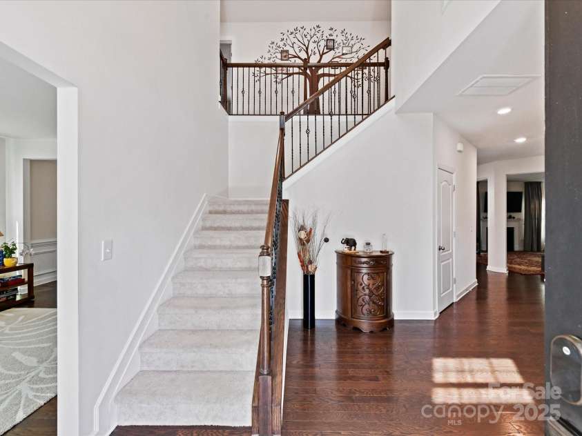 9890 Travertine Trail, Davidson, NC 28036.  MLS# CAR4302344, YatesRealty ID 13170. 