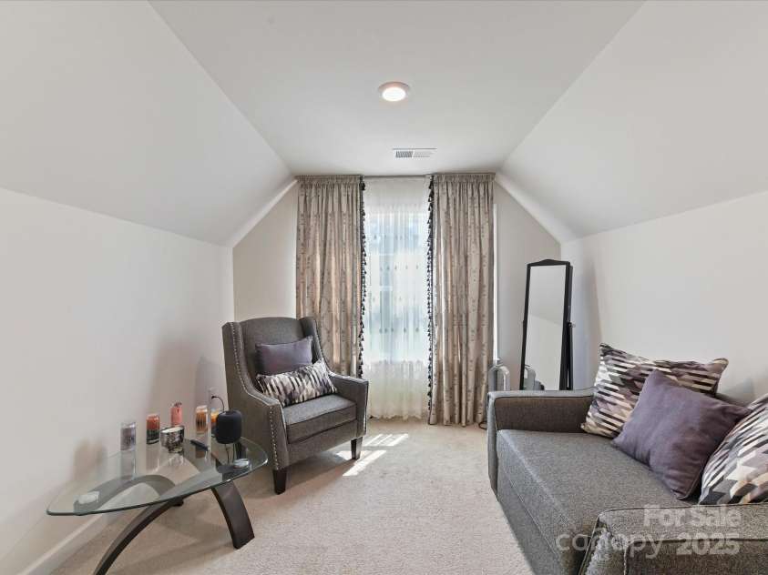 9890 Travertine Trail, Davidson, NC 28036.  MLS# CAR4302344, YatesRealty ID 13170. 