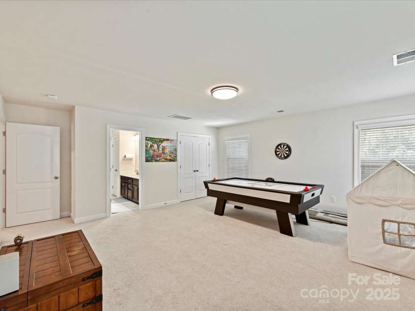 9890 Travertine Trail, Davidson, NC 28036.  MLS# CAR4302344, YatesRealty ID 13170. 