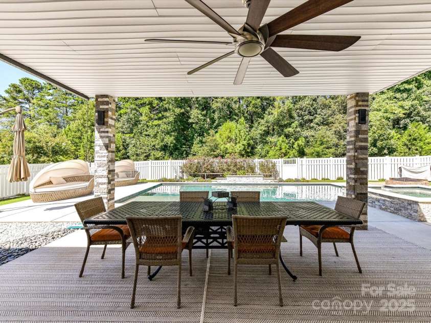 9890 Travertine Trail, Davidson, NC 28036.  MLS# CAR4302344, YatesRealty ID 13170. 