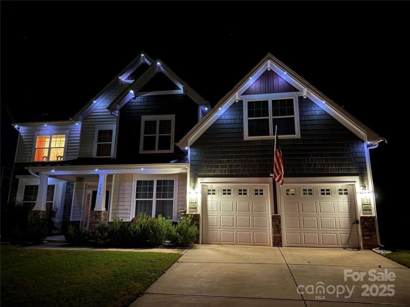 9890 Travertine Trail, Davidson, NC 28036.  MLS# CAR4302344, YatesRealty ID 13170. 