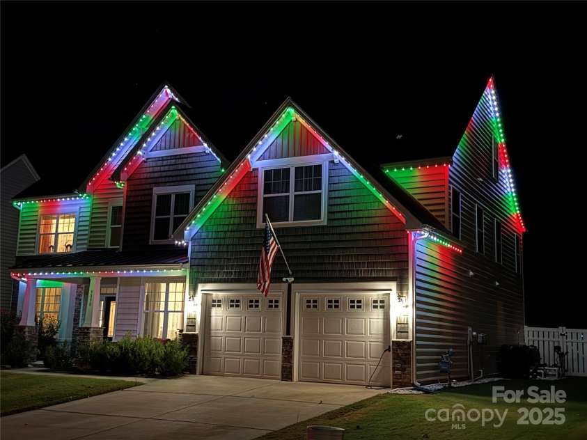 9890 Travertine Trail, Davidson, NC 28036.  MLS# CAR4302344, YatesRealty ID 13170. 