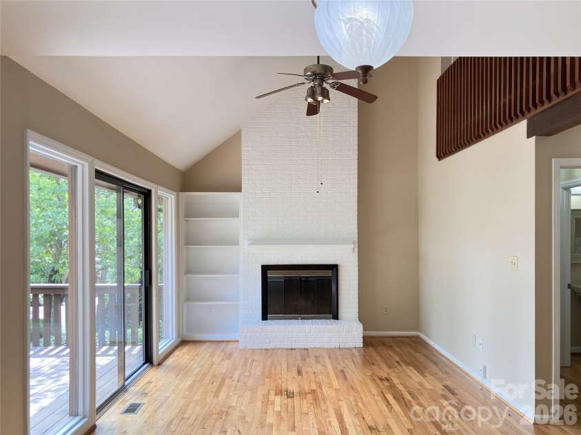 25 Village Drive, Asheville, NC 28803.  MLS# CAR4403144, YatesRealty ID 13171. 