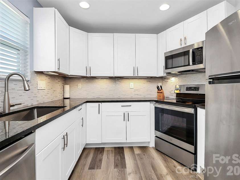 105 Ace Avenue, Dallas, NC 28034.  MLS# CAR4346384, YatesRealty ID 13172. 
