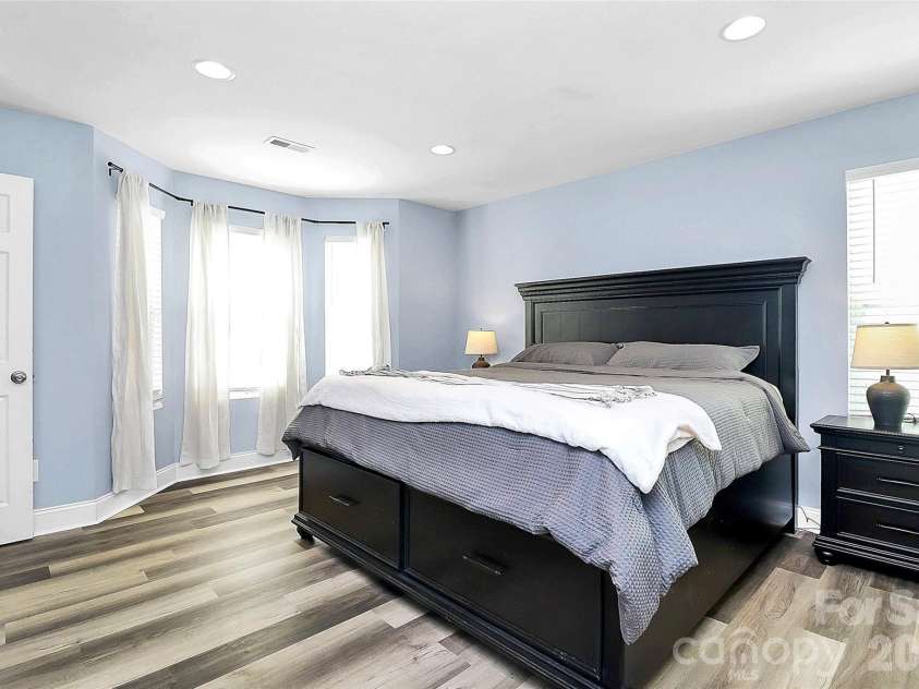 105 Ace Avenue, Dallas, NC 28034.  MLS# CAR4346384, YatesRealty ID 13172. 