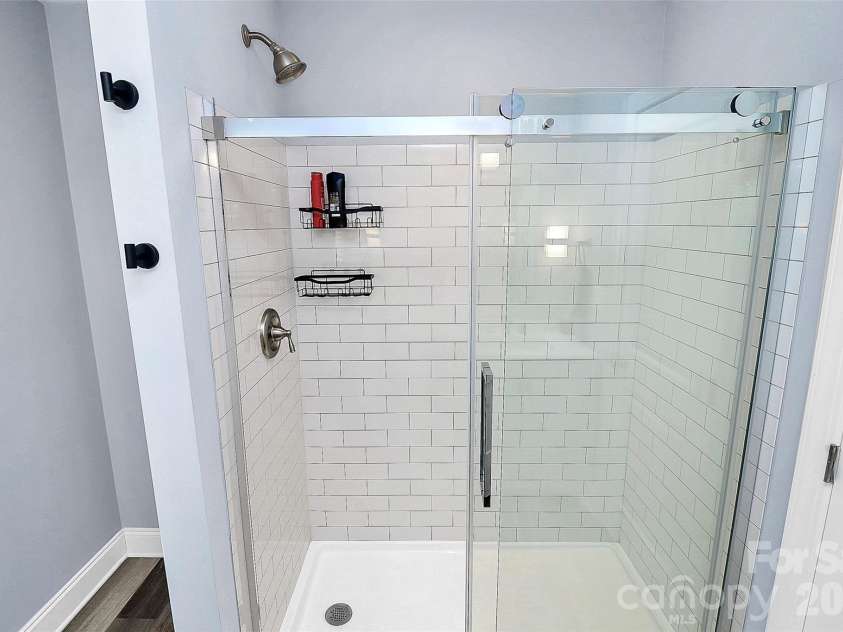 105 Ace Avenue, Dallas, NC 28034.  MLS# CAR4346384, YatesRealty ID 13172. 