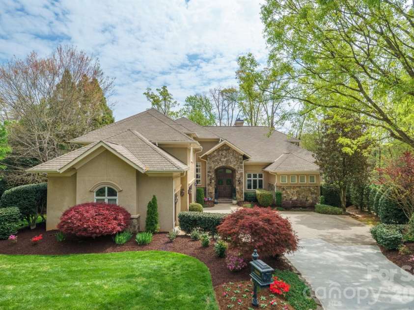 11808 Pleasant Wyatt Place, Charlotte, NC 28277.  MLS# CAR4362765, YatesRealty ID 13173. 