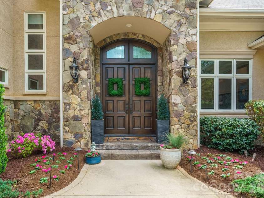 11808 Pleasant Wyatt Place, Charlotte, NC 28277.  MLS# CAR4362765, YatesRealty ID 13173. 