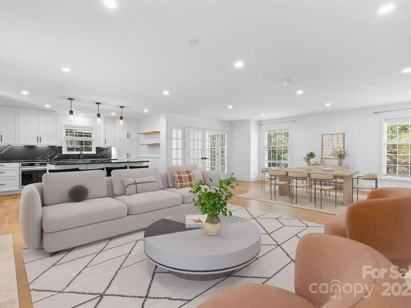 4500 Dawnwood Drive, Charlotte, NC 28212.  MLS# CAR4331349, YatesRealty ID 13174. 