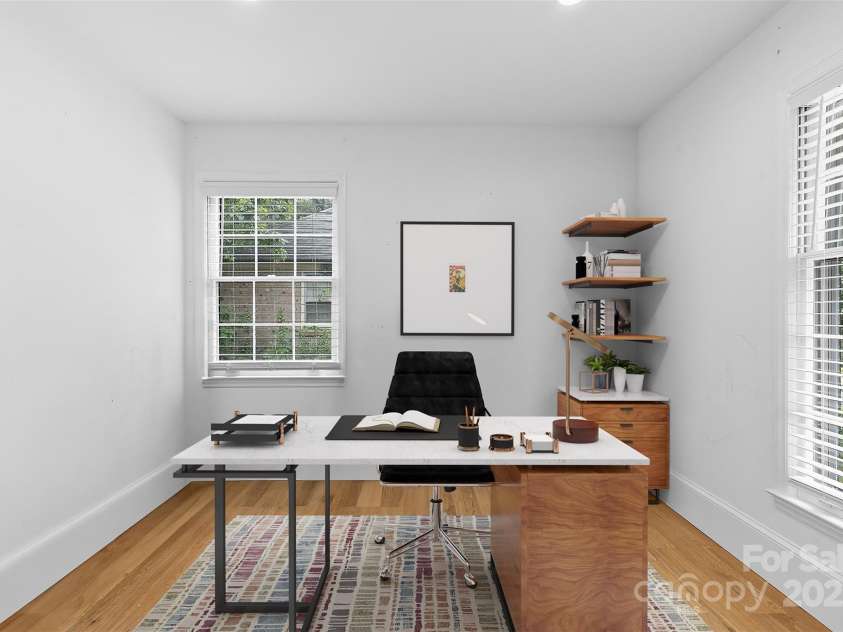 4500 Dawnwood Drive, Charlotte, NC 28212.  MLS# CAR4331349, YatesRealty ID 13174. 