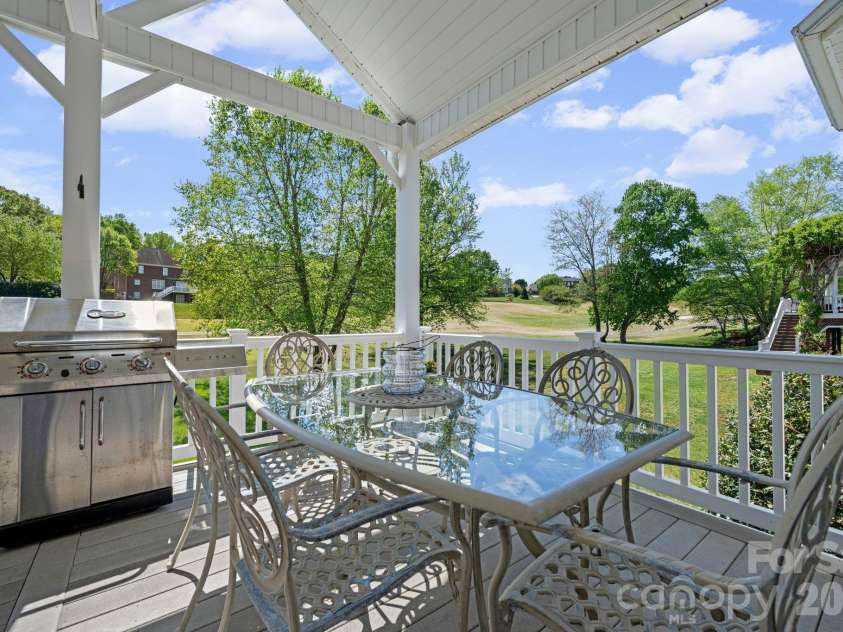 531 Oak Valley Boulevard, Advance, NC 27006.  MLS# CAR4370434, YatesRealty ID 13174. 