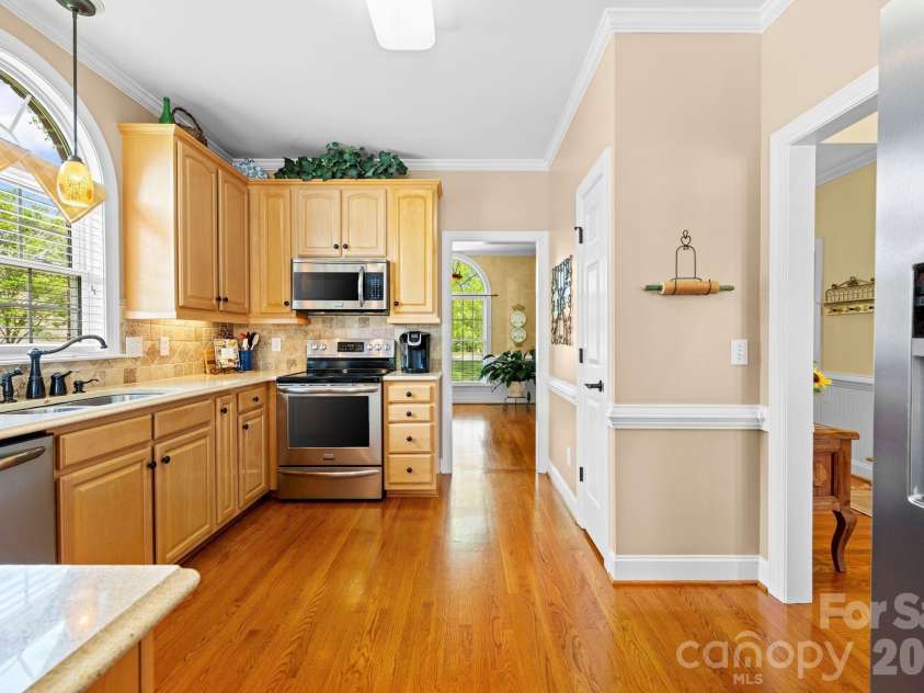 531 Oak Valley Boulevard, Advance, NC 27006.  MLS# CAR4370434, YatesRealty ID 13174. 