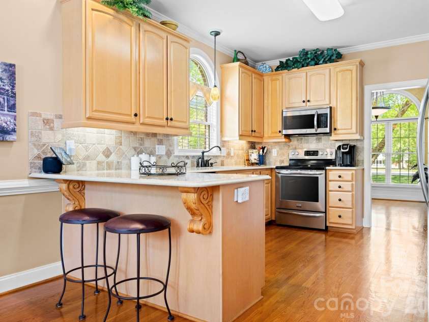 531 Oak Valley Boulevard, Advance, NC 27006.  MLS# CAR4370434, YatesRealty ID 13174. 