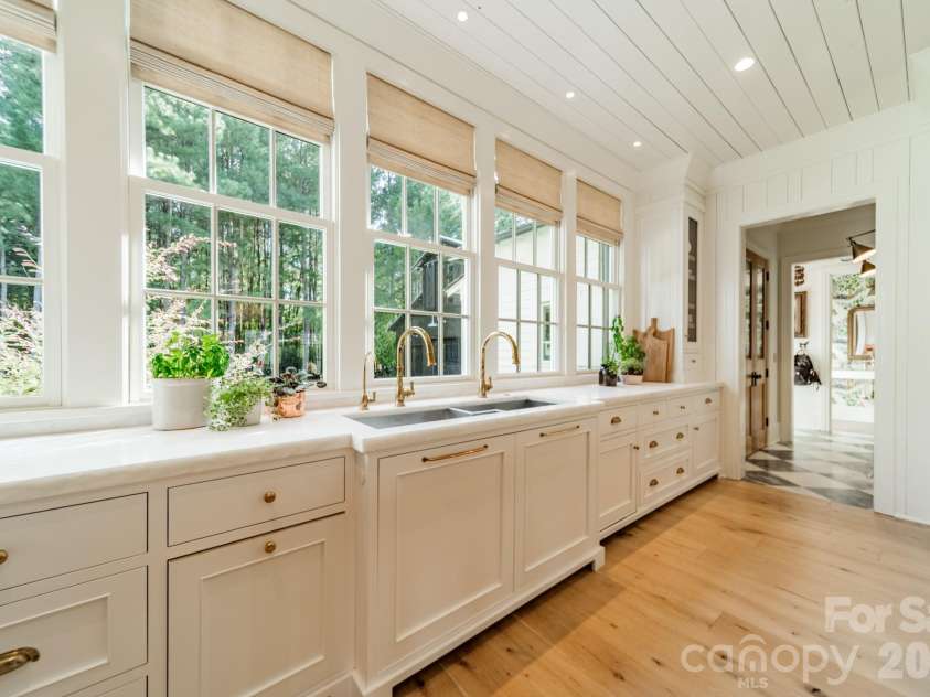 2269 New Gray Rock Road, Fort Mill, SC 29708.  MLS# CAR4358713, YatesRealty ID 13175. 