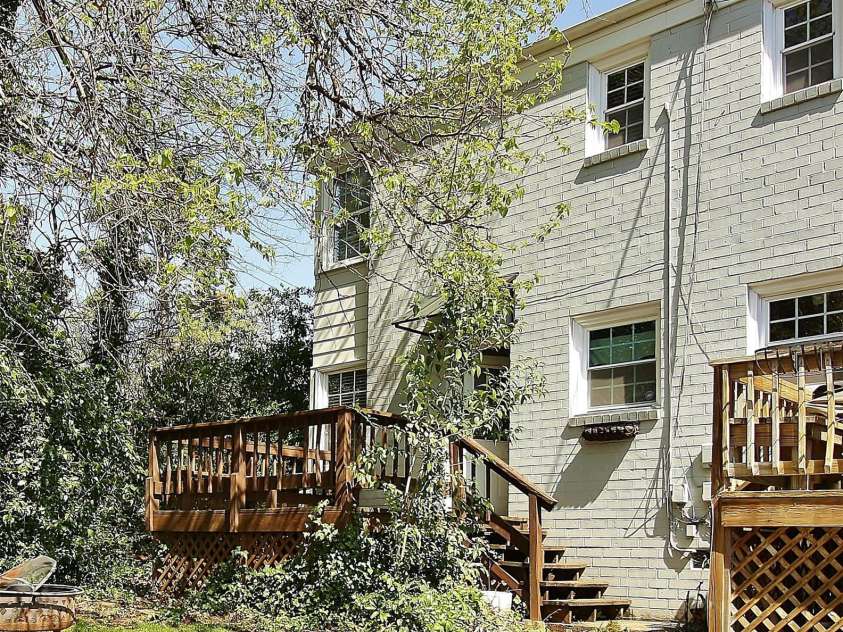 3238 Pinehurst Place, Charlotte, NC 28209.  MLS# CAR4238430, YatesRealty ID 13176. 