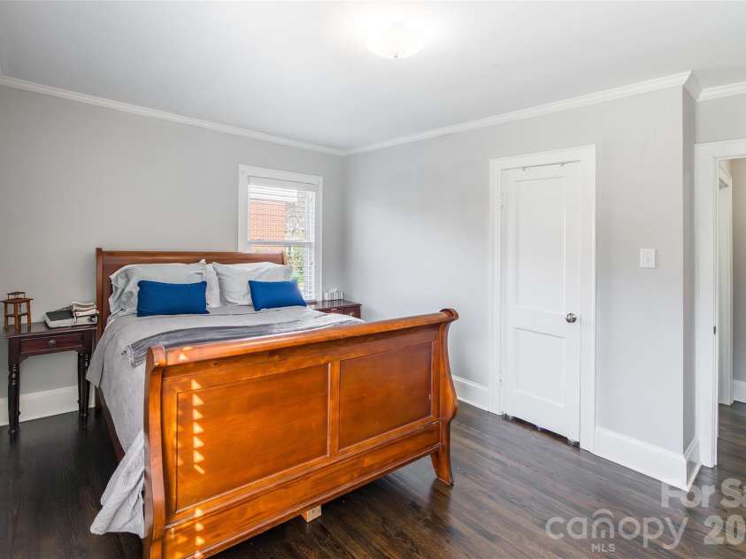 534 Georgia Avenue, Statesville, NC 28677.  MLS# CAR4357113, YatesRealty ID 13176. 