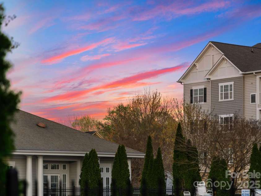 6020 Union Pacific Avenue, Charlotte, NC 28210.  MLS# CAR4241932, YatesRealty ID 13177. 