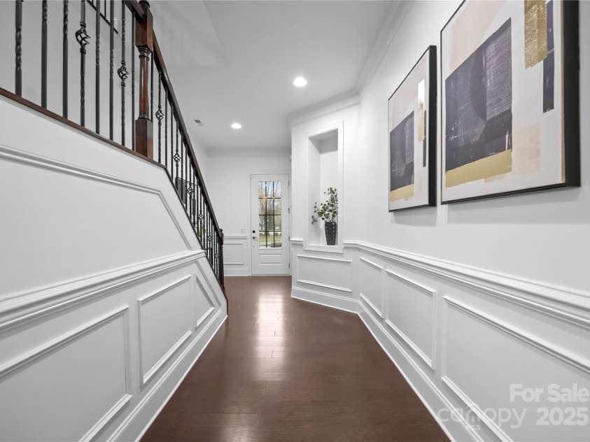 6020 Union Pacific Avenue, Charlotte, NC 28210.  MLS# CAR4241932, YatesRealty ID 13177. 