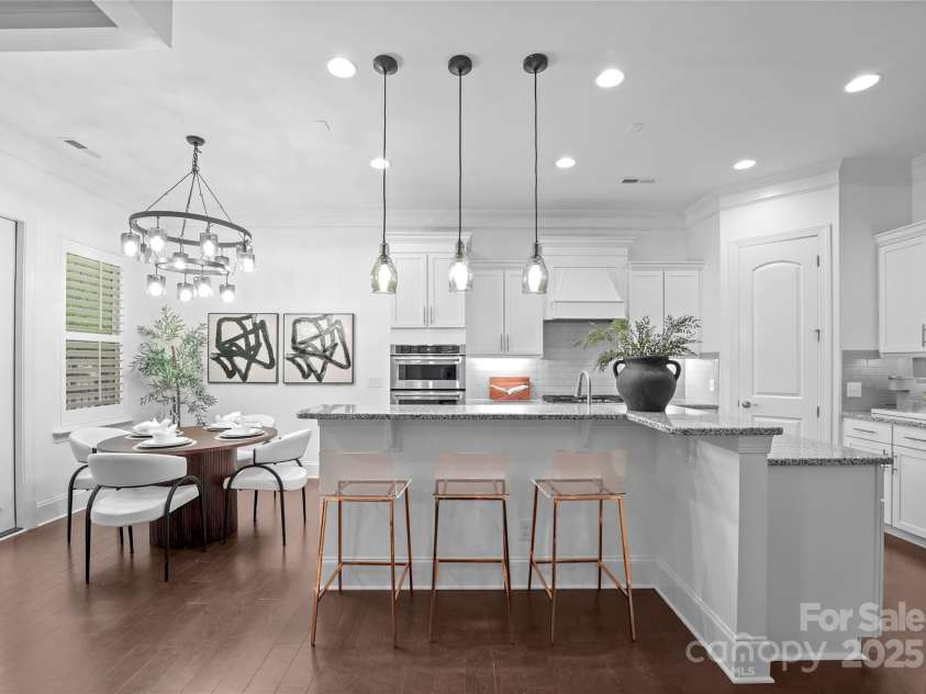 6020 Union Pacific Avenue, Charlotte, NC 28210.  MLS# CAR4241932, YatesRealty ID 13177. 