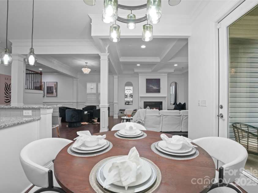 6020 Union Pacific Avenue, Charlotte, NC 28210.  MLS# CAR4241932, YatesRealty ID 13177. 