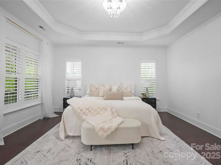 6020 Union Pacific Avenue, Charlotte, NC 28210.  MLS# CAR4241932, YatesRealty ID 13177. 