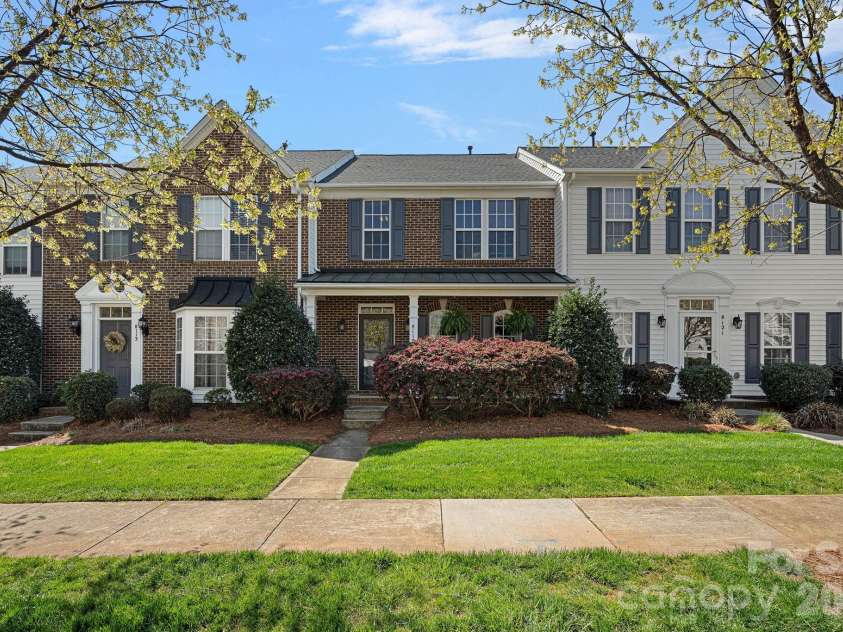 8117 Bridgegate Drive, Huntersville, NC 28078.  MLS# CAR4364152, YatesRealty ID 13177. 