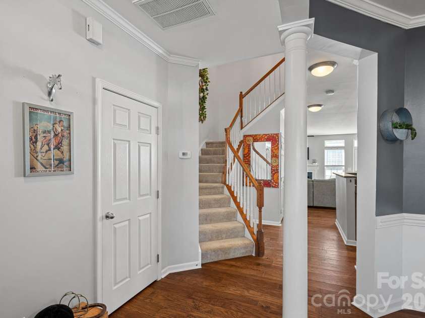 8117 Bridgegate Drive, Huntersville, NC 28078.  MLS# CAR4364152, YatesRealty ID 13177. 