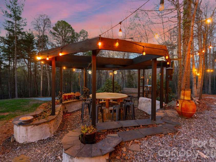 214 Ridgeway Drive, Taylorsville, NC 28681.  MLS# CAR4300884, YatesRealty ID 13178. 