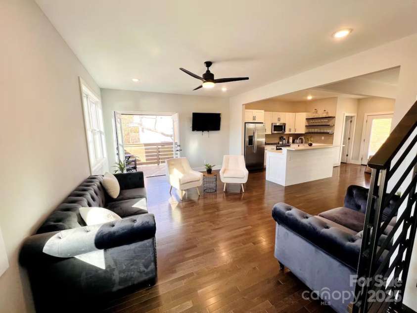 1057 Riverside Drive, Asheville, NC 28804.  MLS# CAR4330741, YatesRealty ID 13179. 