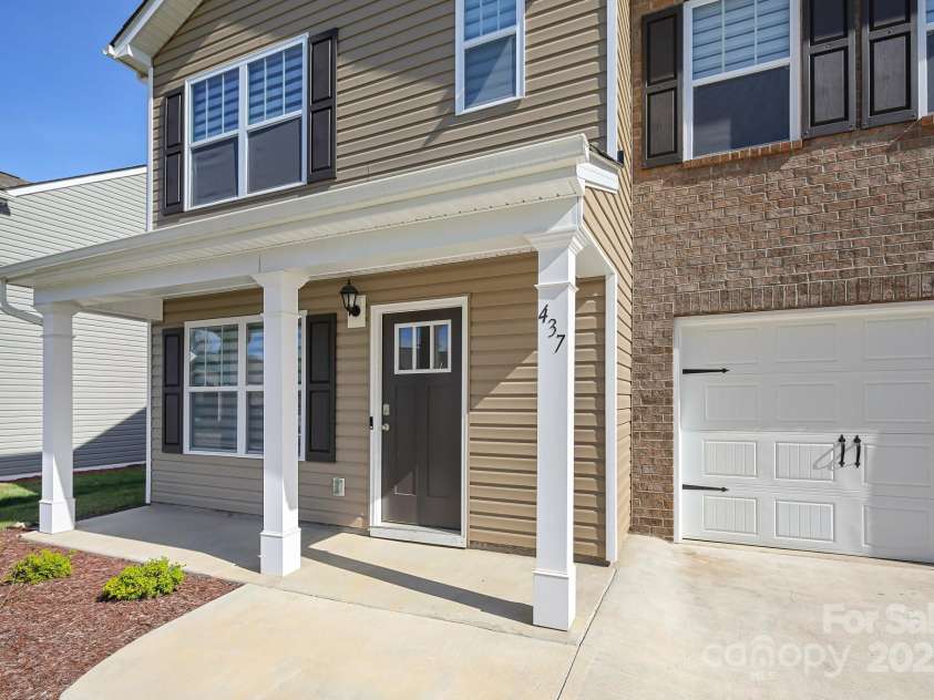 437 Burdock Lane, Arden, NC 28704.  MLS# CAR4242543, YatesRealty ID 13179. 