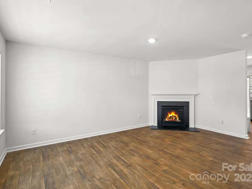 437 Burdock Lane, Arden, NC 28704.  MLS# CAR4242543, YatesRealty ID 13179. 