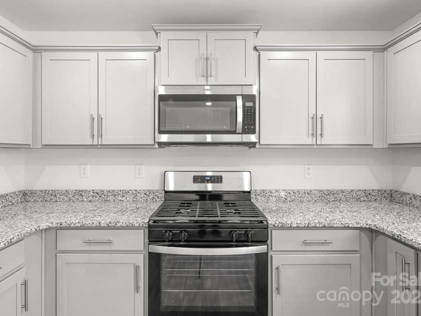 437 Burdock Lane, Arden, NC 28704.  MLS# CAR4242543, YatesRealty ID 13179. 