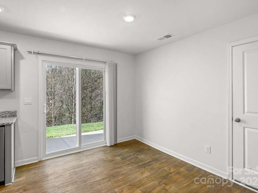 437 Burdock Lane, Arden, NC 28704.  MLS# CAR4242543, YatesRealty ID 13179. 