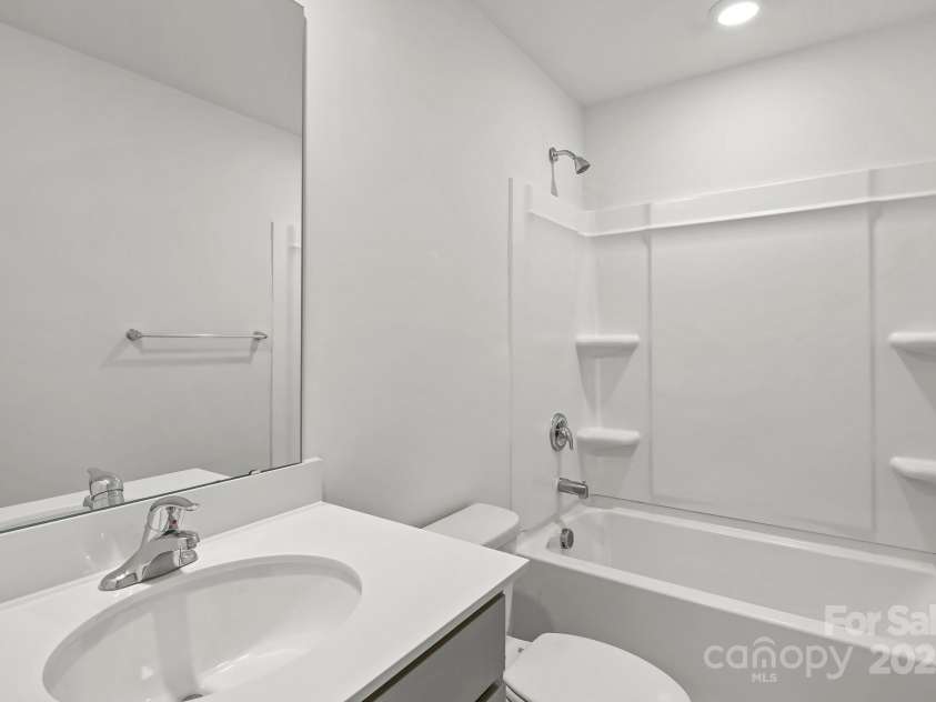 437 Burdock Lane, Arden, NC 28704.  MLS# CAR4242543, YatesRealty ID 13179. 