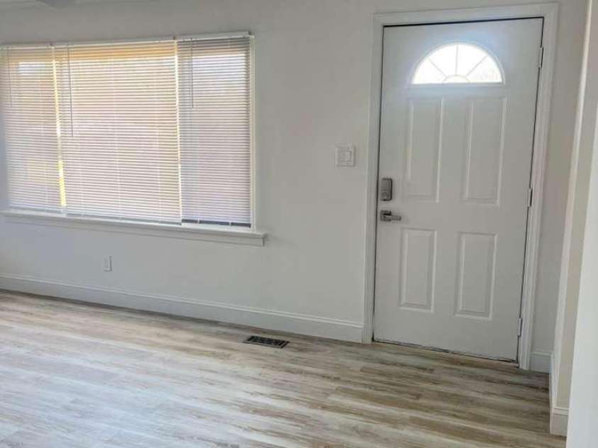 1073 Springdale Drive, Maiden, NC 28650.  MLS# CAR4330894, YatesRealty ID 1318. 