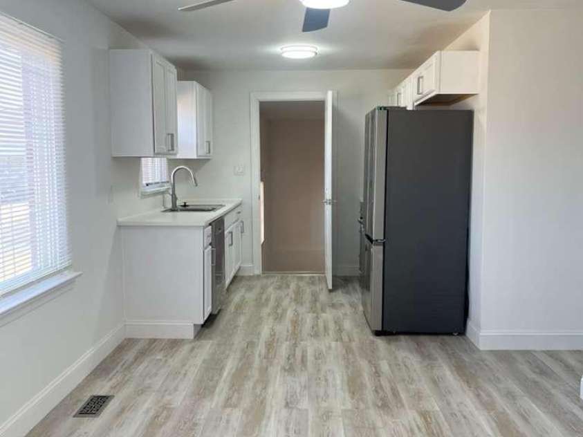 1073 Springdale Drive, Maiden, NC 28650.  MLS# CAR4330894, YatesRealty ID 1318. 