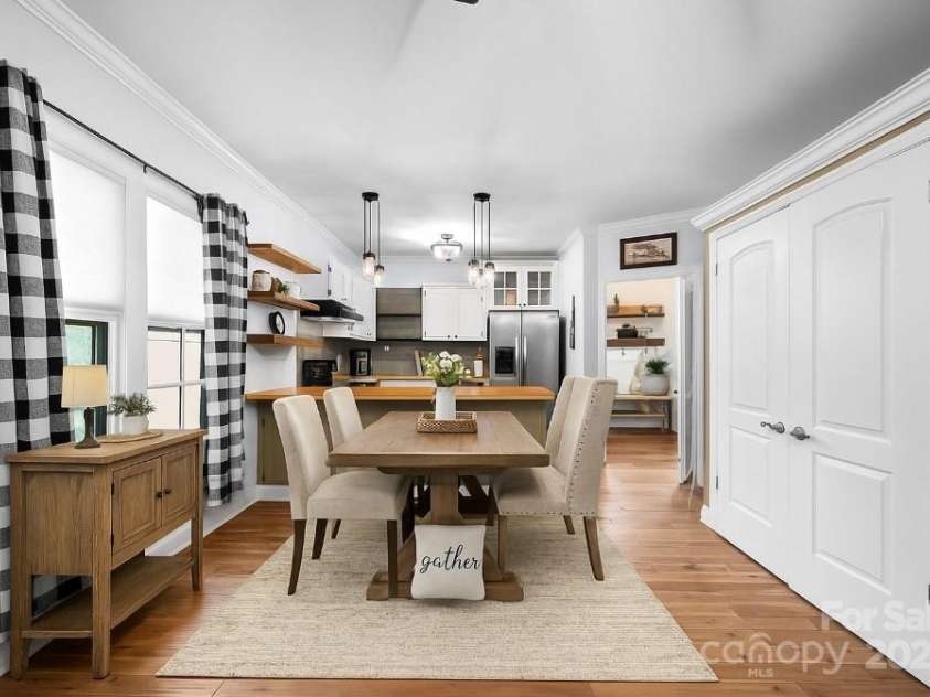 408 Woodlawn Avenue, Cramerton, NC 28032.  MLS# CAR4302545, YatesRealty ID 1318. 