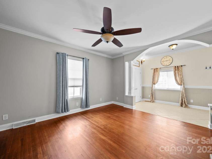 408 Woodlawn Avenue, Cramerton, NC 28032.  MLS# CAR4302545, YatesRealty ID 1318. 