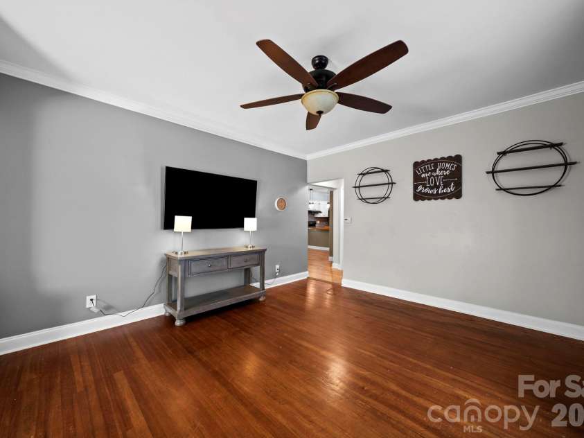 408 Woodlawn Avenue, Cramerton, NC 28032.  MLS# CAR4302545, YatesRealty ID 1318. 