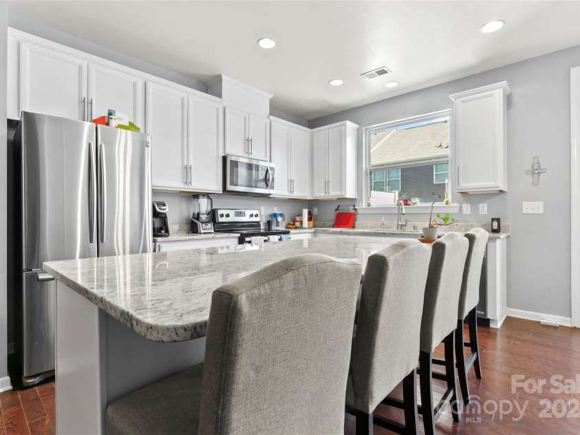 7333 Dulnian Way, Charlotte, NC 28278.  MLS# CAR4203818, YatesRealty ID 1318. 