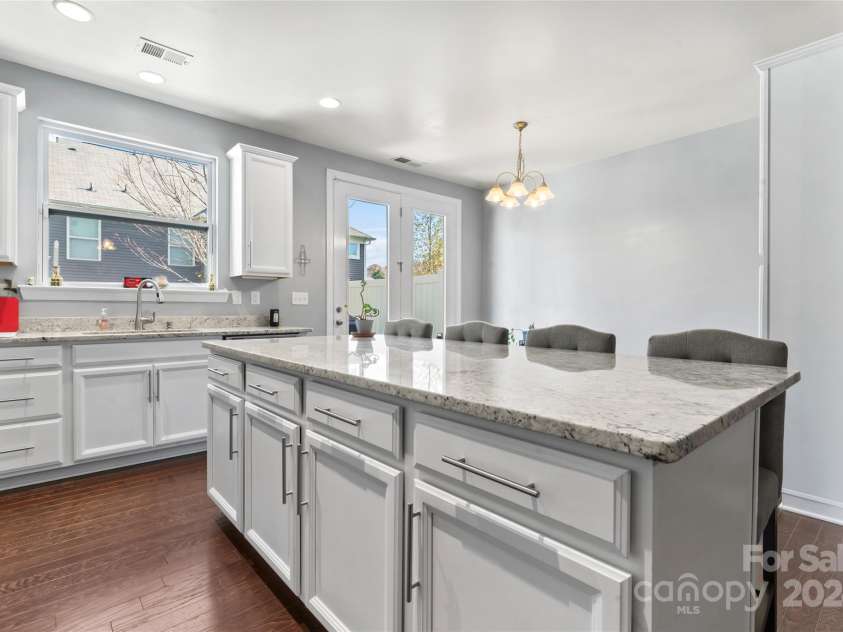 7333 Dulnian Way, Charlotte, NC 28278.  MLS# CAR4203818, YatesRealty ID 1318. 