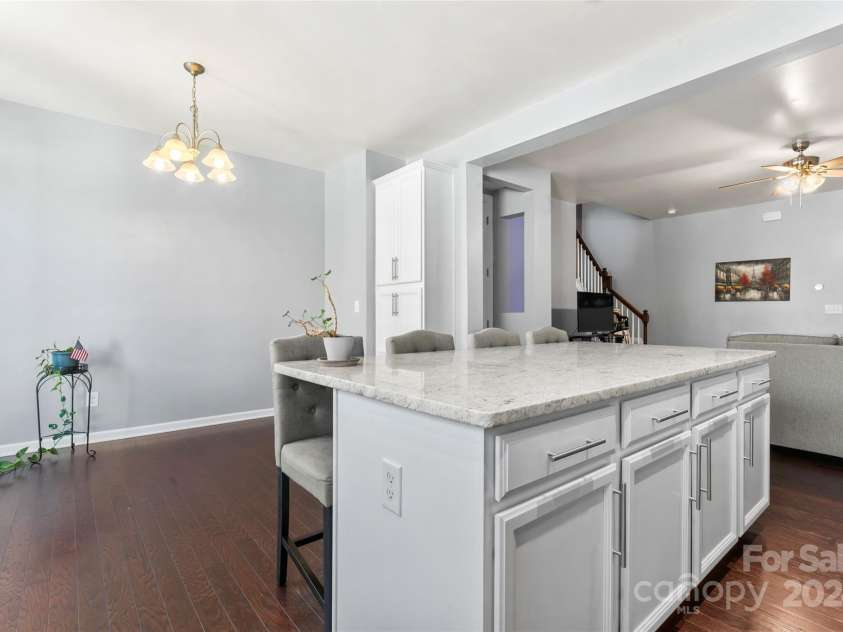 7333 Dulnian Way, Charlotte, NC 28278.  MLS# CAR4203818, YatesRealty ID 1318. 